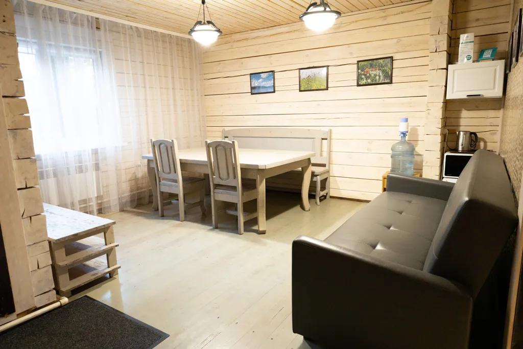 Коттедж с сауной и бассейном