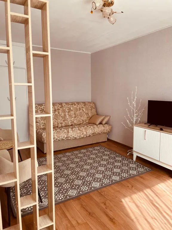 1 комнатная квартира в тихом районе с озером (3 гостя)