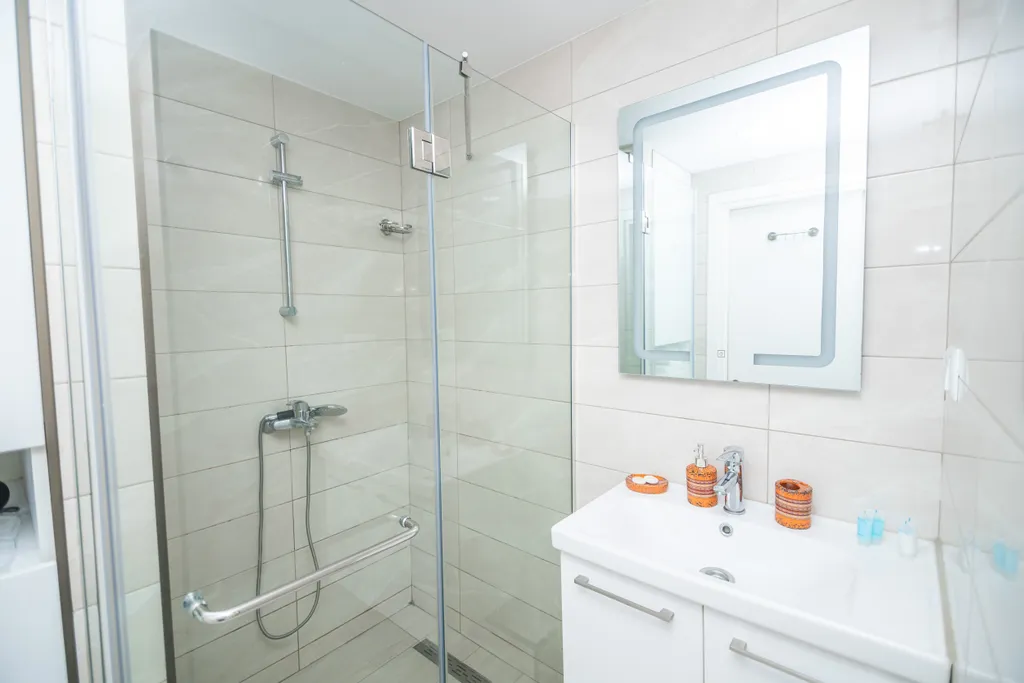 Современная квартира рядом с морем в Alliance Palace Batumi