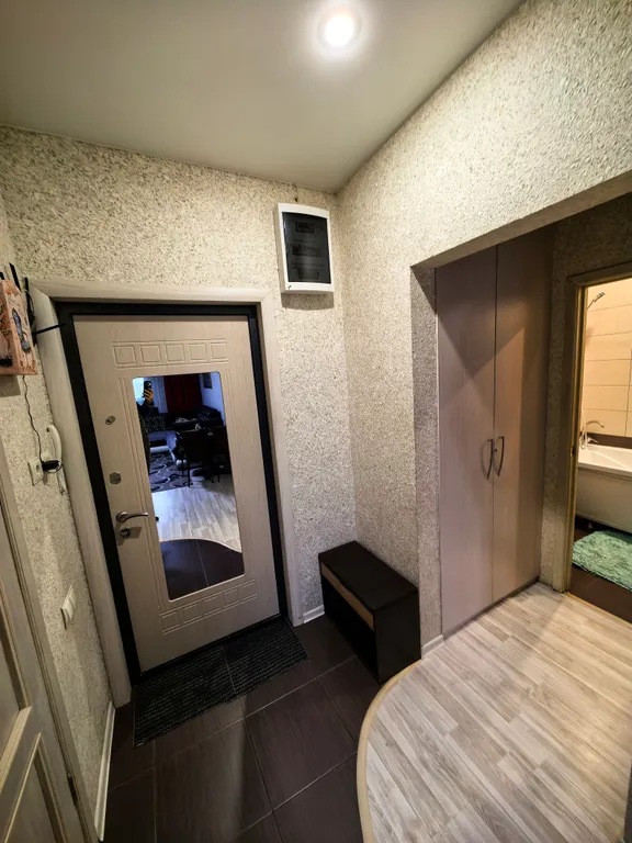 Хорошая двушка возле Ауры