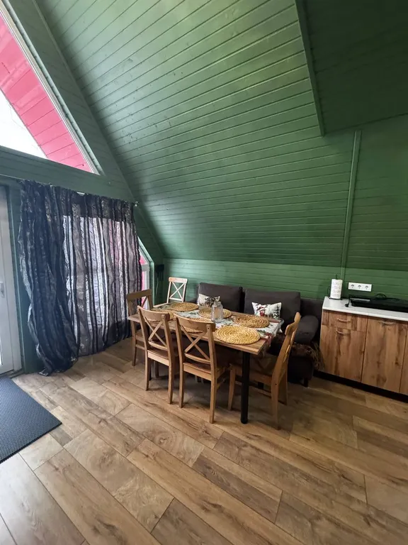 Коттедж А-Фрейм за городом для семейного отдыха