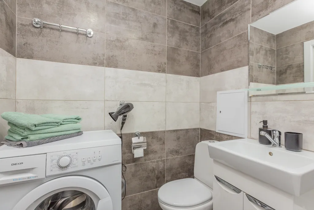 Современная красивая квартира в центре города