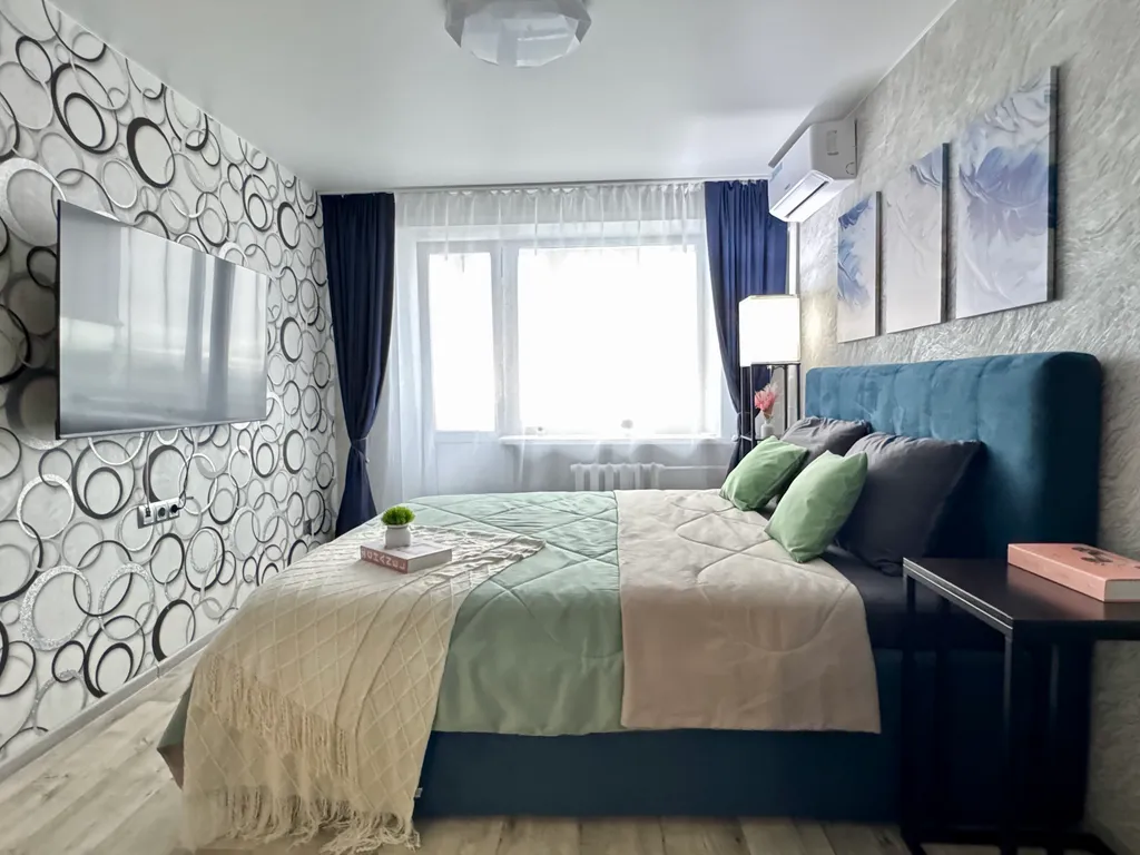 Видовая квартира. Парк! Бесконтактный заезд 24/7, кровать King-Size!