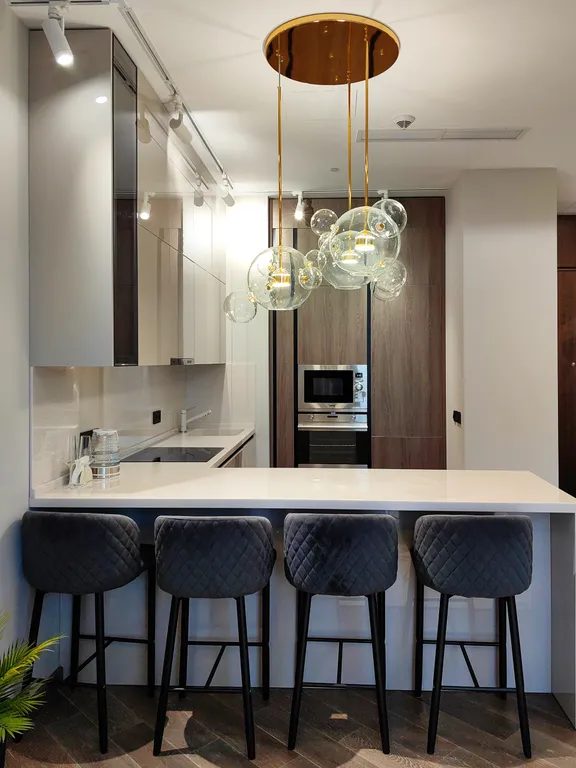 Апартамент с нежным интерьером и редким видом на город