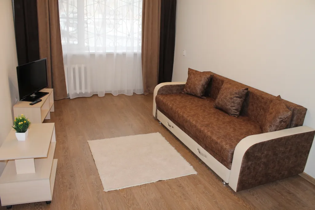 Чистая уютная квартира в центре рядом пруды площадь Ленина