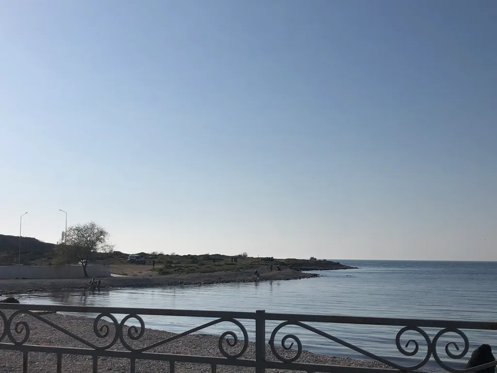 Квартира Квартира Апартамент на берегу моря с бассейном — Севастополь