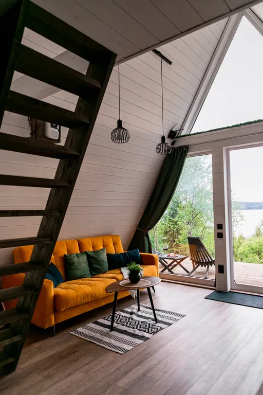 Уютный домик с сауной на берегу реки Dacha Forest