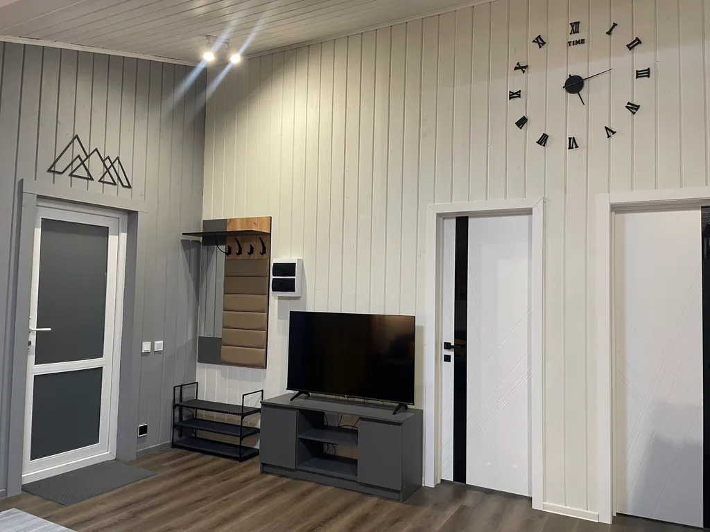 Коттедж Уютный караоке-коттедж — Светлое