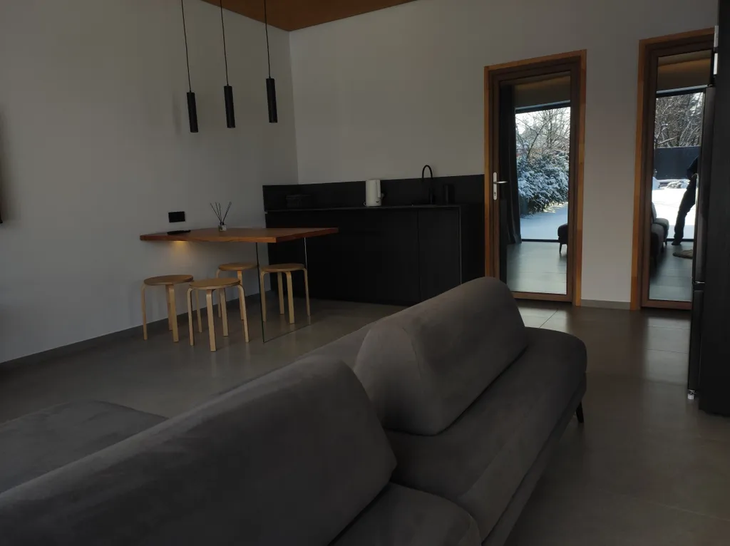 Дом в зелёной части города