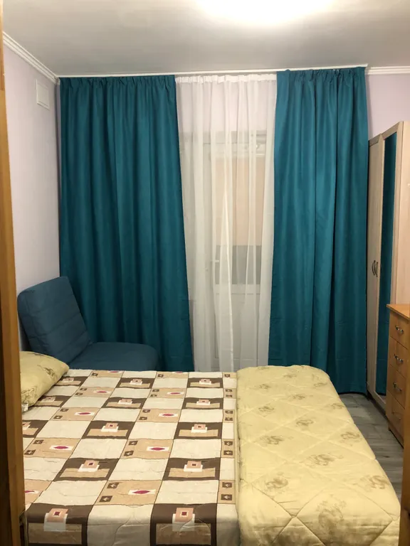 Номер на троих со всеми удобствами