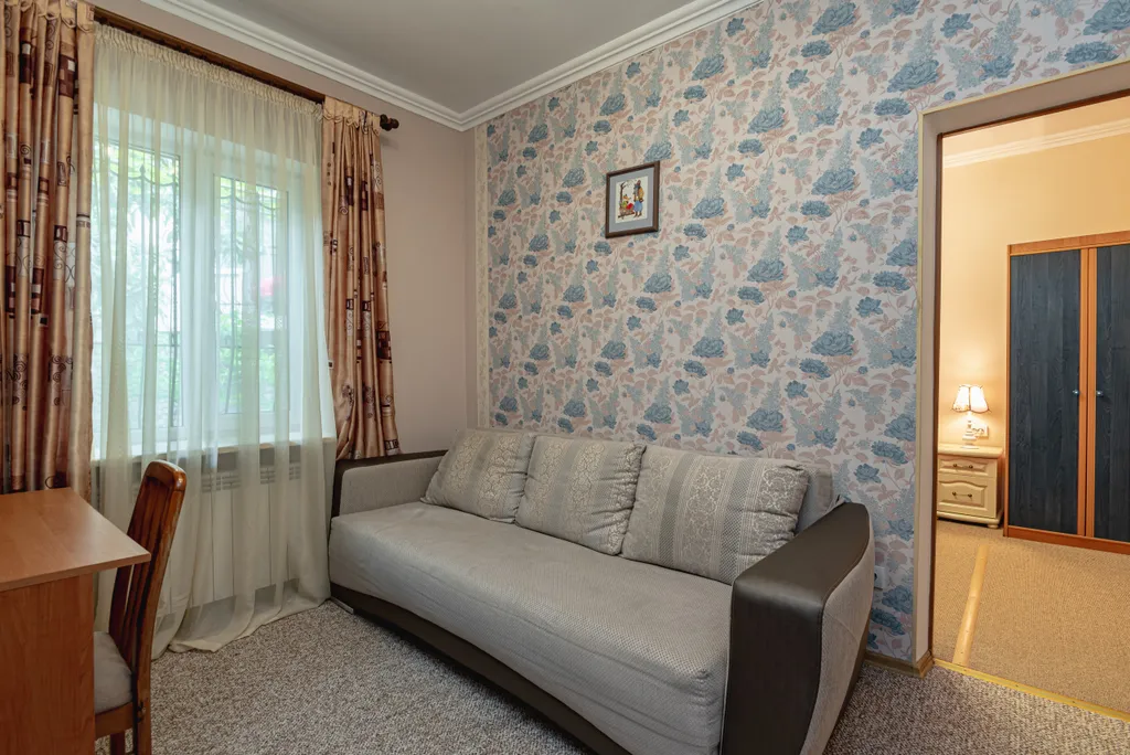 Семейный номер в уютном доме в центре города