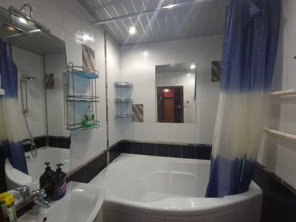 Уютная двушка рядом с центром и со станцией