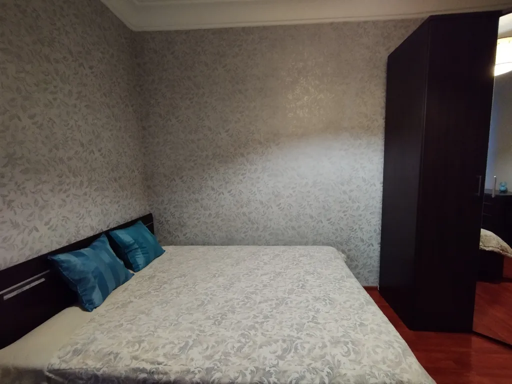 Два шага от центра