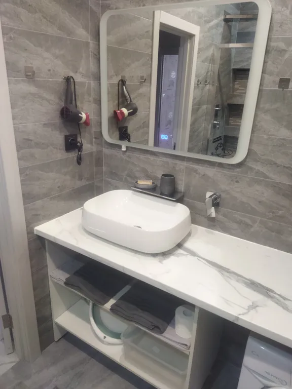 Квартира с современными технологиями и с видом на закаты.