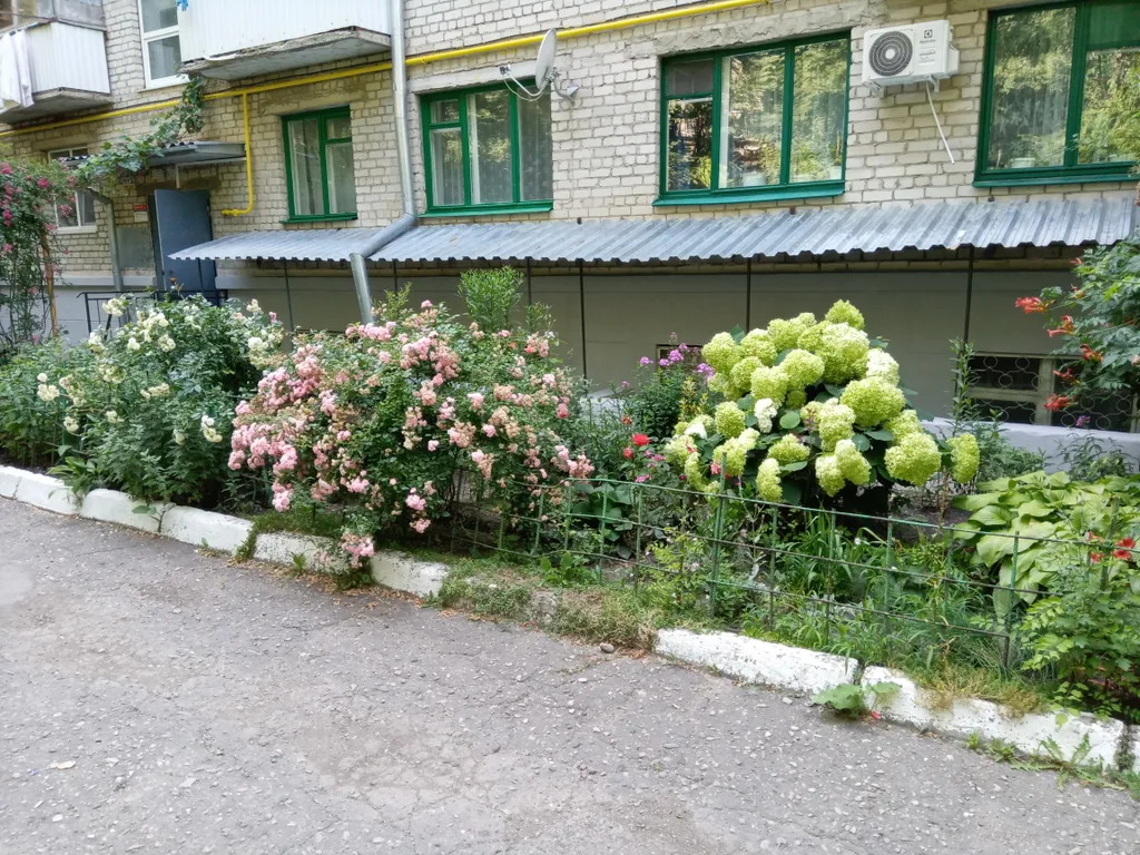 Квартира в 100 м от источника