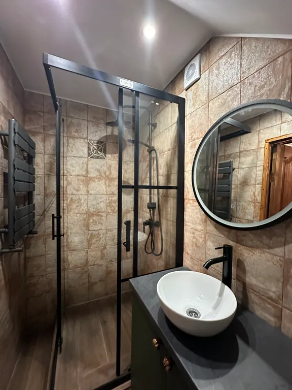 Уютный домик недалеко от моря близ казино Собрание