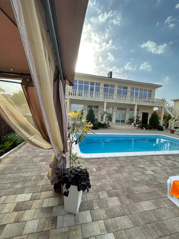 Жемчужина у моря