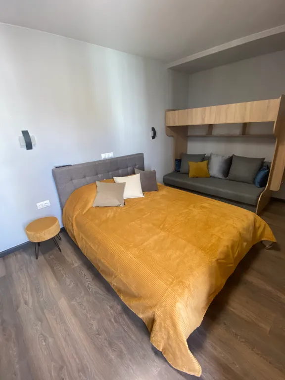 Уютная квартира с видом на Вознесенский монастырь в центре