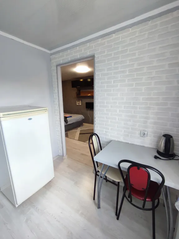 Чистая квартира с балконом, с wi-fi в центре города