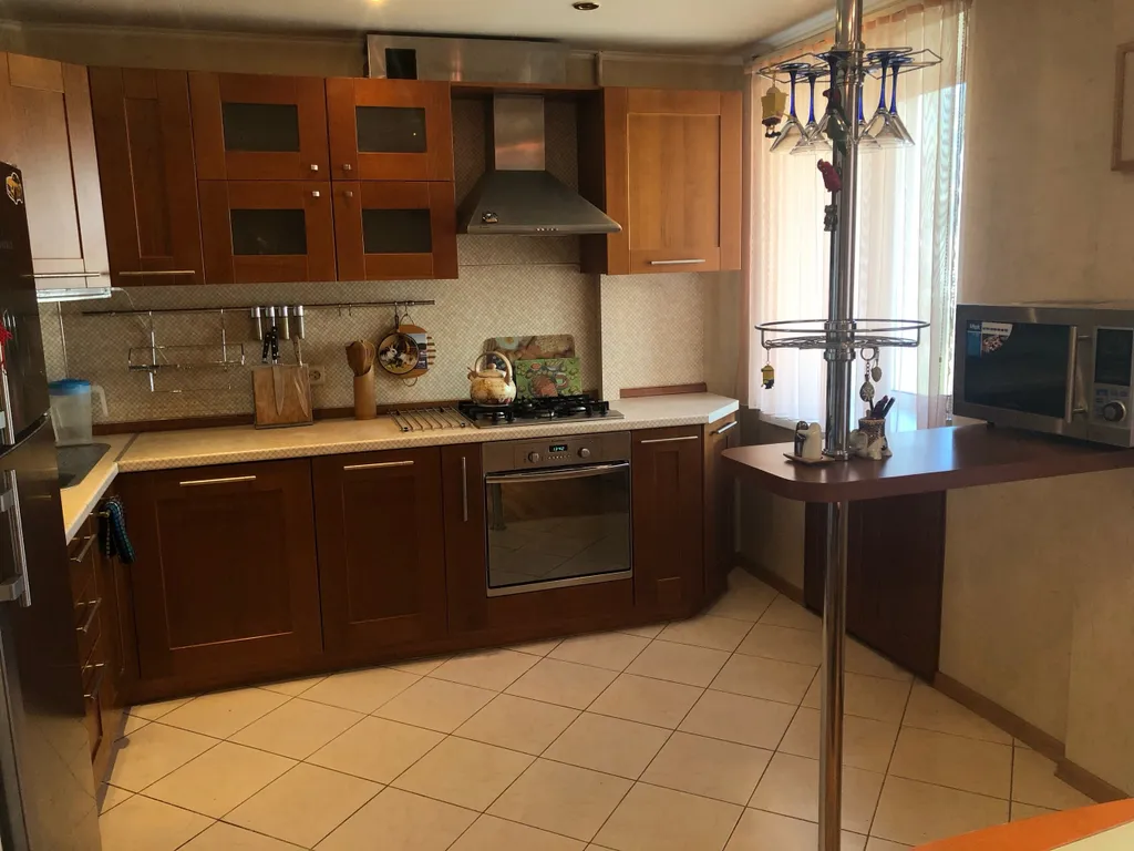 Квартира Уютная трехкомнатная квартира в центре города — Бор