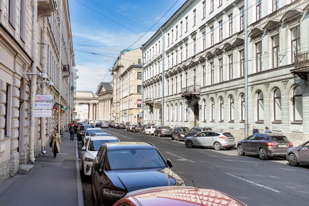 Квартира Квартира Скайлайт у Казанского собора — Санкт-Петербург