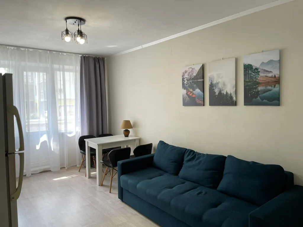 2-комнатная квартира рядом с Алмазом