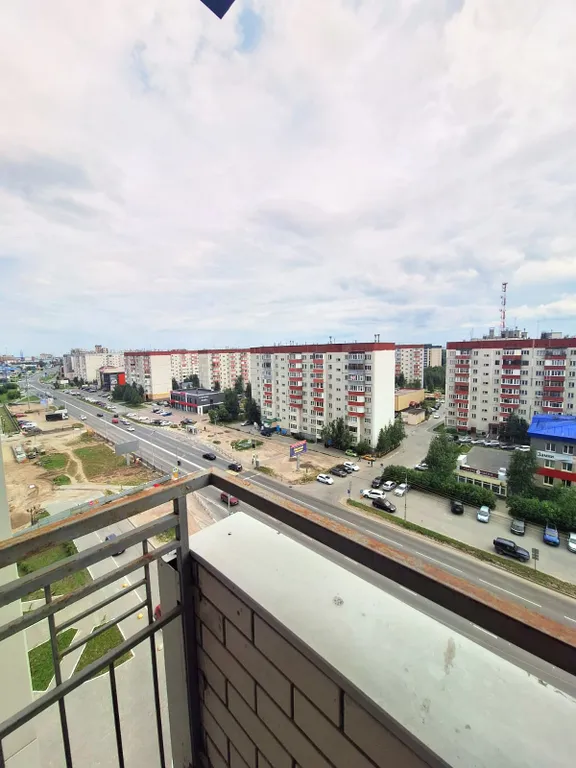 Квартира с двумя балконами на выезде