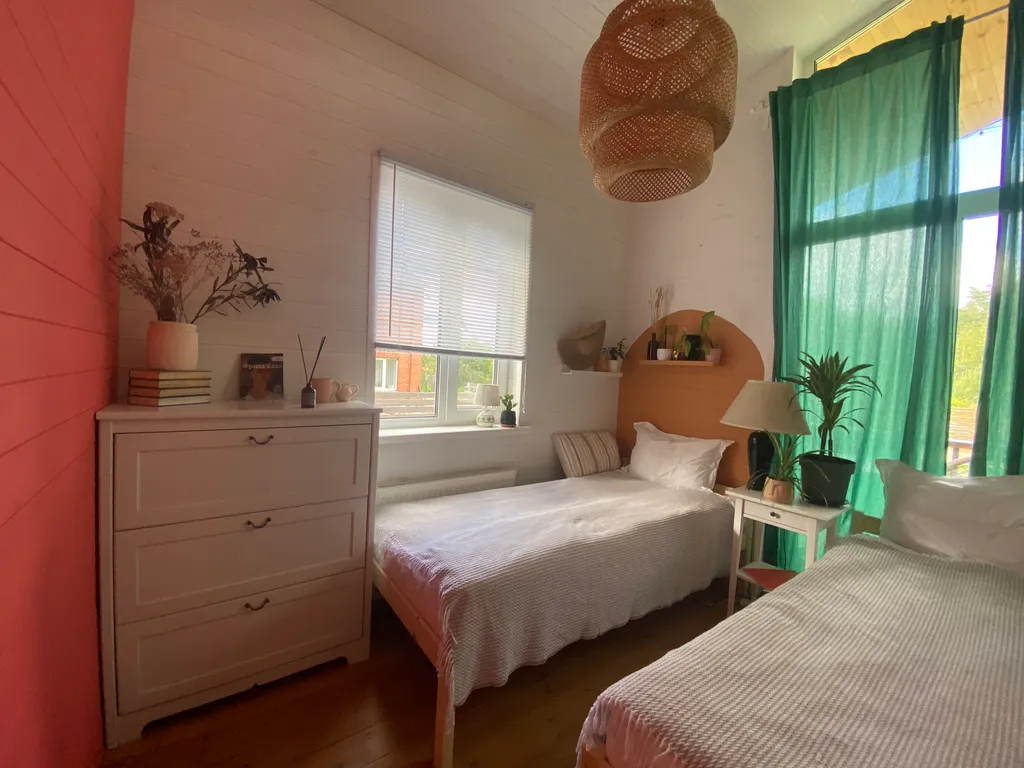 Уютный теплый дом с выходом в лес, 40 минут от Москвы со своей территорией