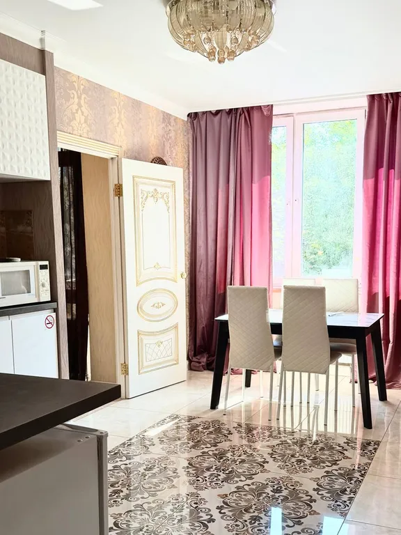 Квартира Уютные трехкомнатные апартаменты в ЖК Успенский — аренда посуточно в Уфа