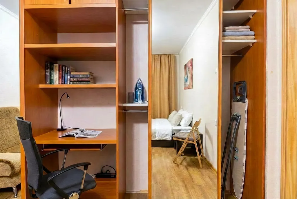 Просторные двухкомнатные апартаменты с балконом и видом на реку