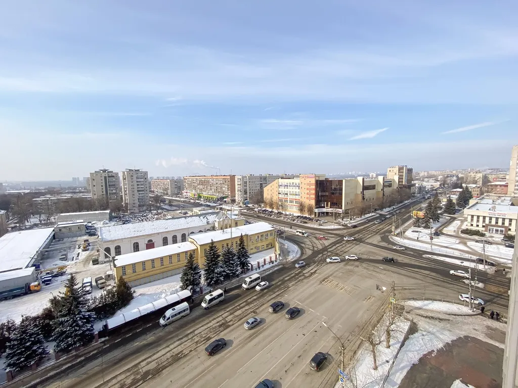 Студия с видом на Волгу