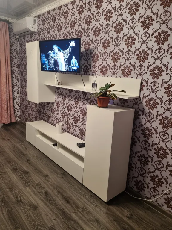 Чистая, просторная, тёплая, уютная квартира