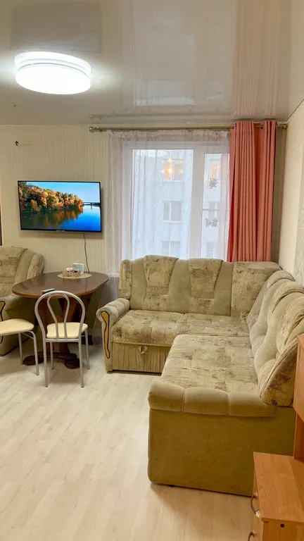 Светлая евро-двушка в Кошелeв парке. Для семьи или для работы.