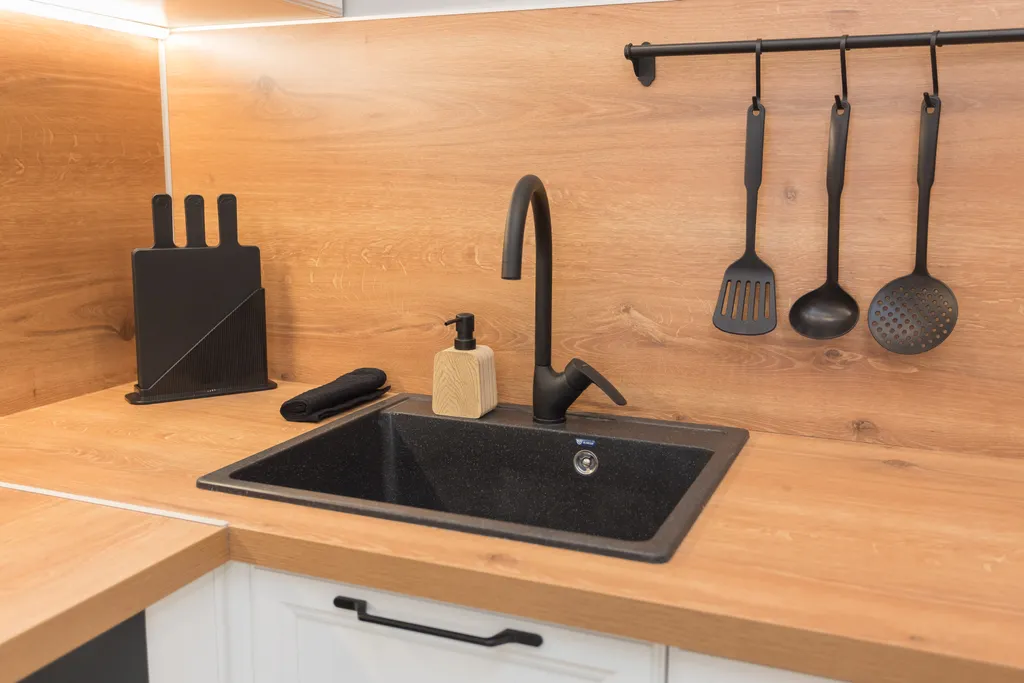 Уютная студия с дизайнерским ремонтом