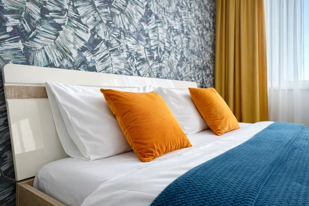 Квартира Яркие апартаменты в центре с видом на город — Калининград