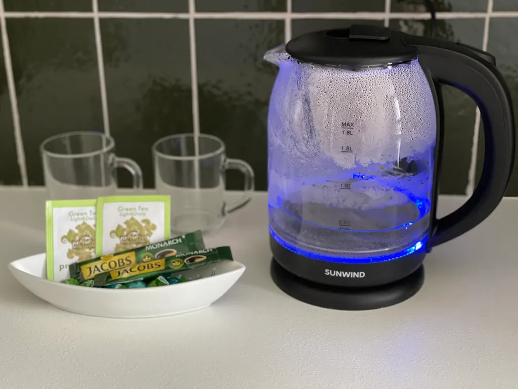 Новый дом, новая набережная, вид на Волгу центр академия