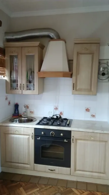 Квартира Уютная трёхкомнатная квартира в центре Сухума — Сухум