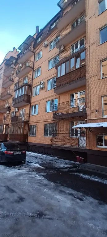 Квартира в центре новый дом, охрана, лифт, до парка с минеральной водой