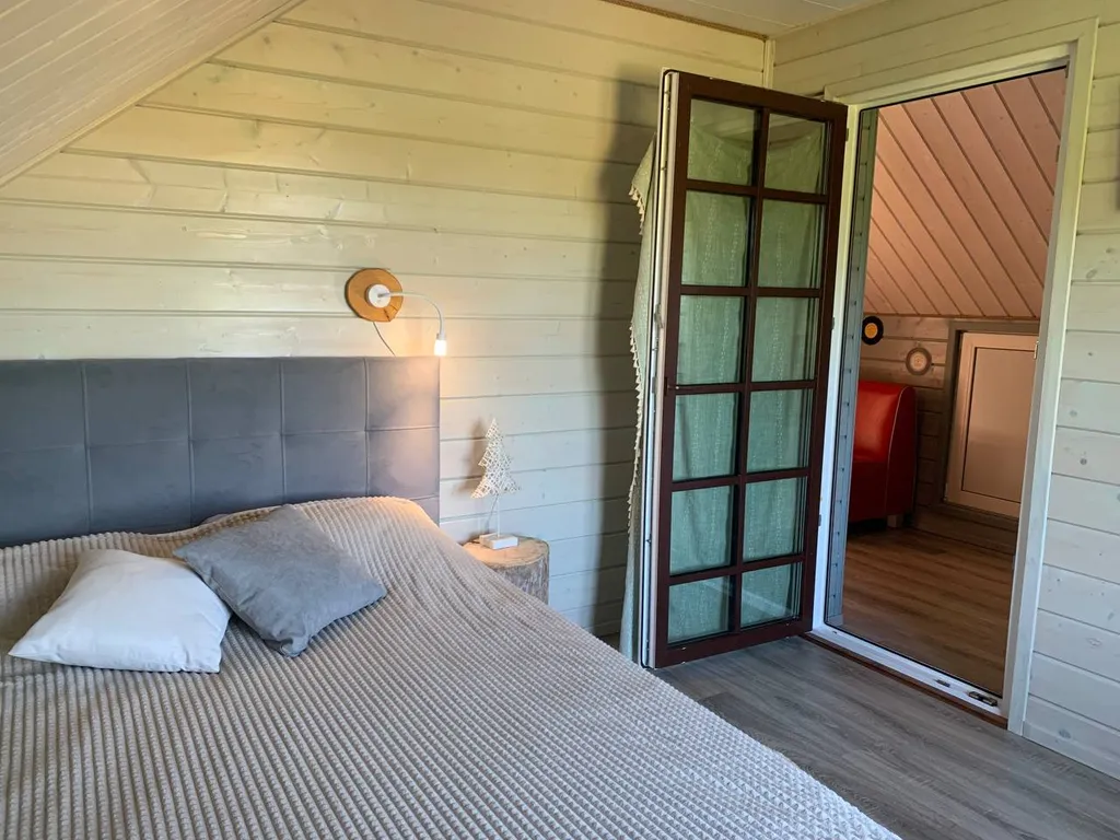 Коттедж Дом с видом на озеро — Крошнозеро