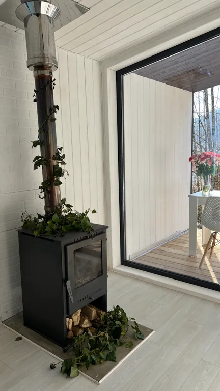 Домик у ручья Красная поляна