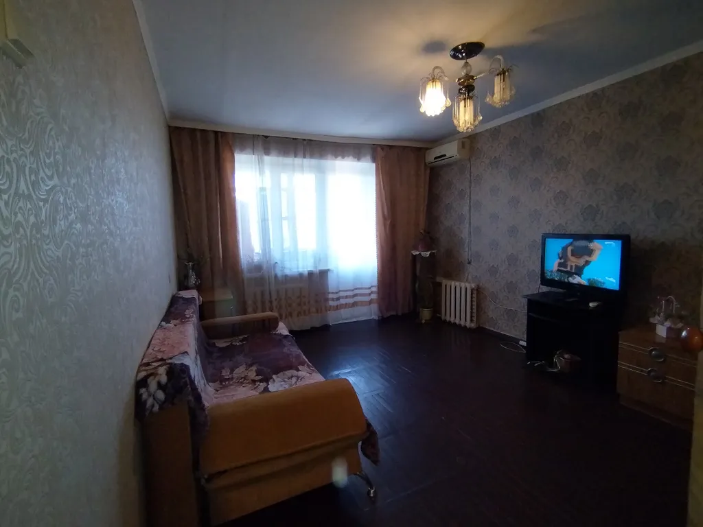 Бюджетная квартира с видом на город