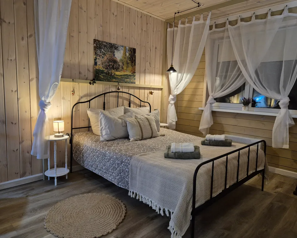 Коттедж Уютнейший дом с роскошным видом на озеро — Ларионово