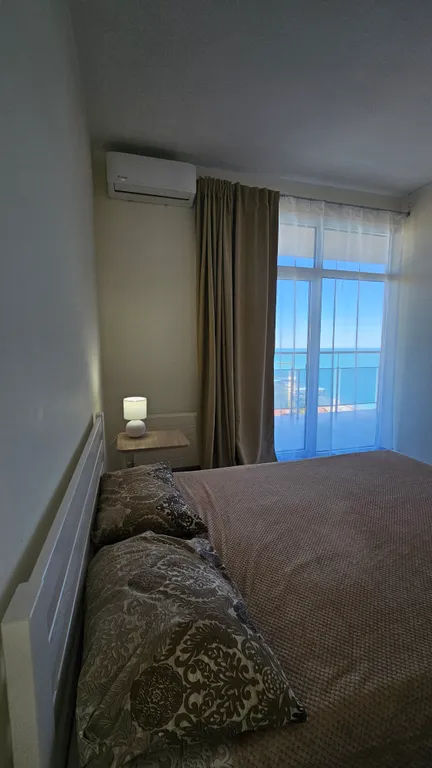 Видовая квартира в уникальном доме на пляже