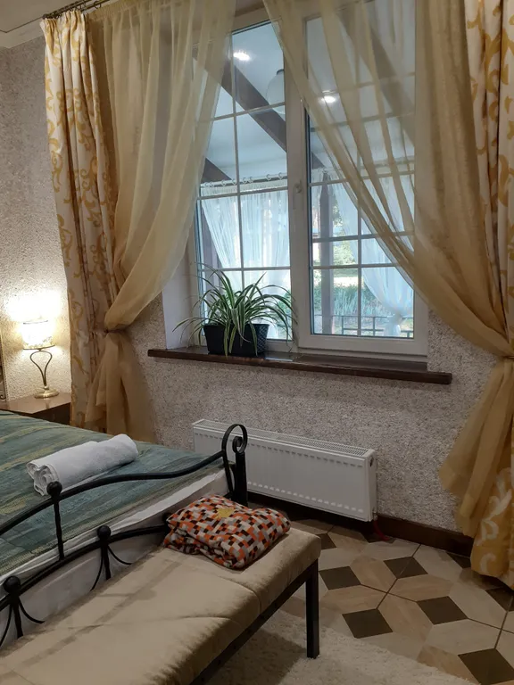 Дом под соснами