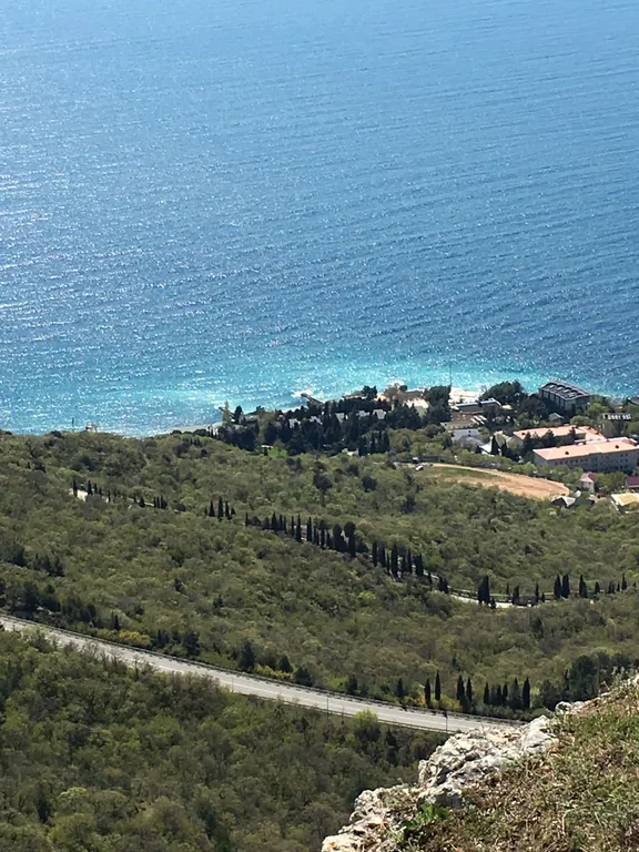 Апартаменты с видом на море, горы в новом доме над Форосским парком