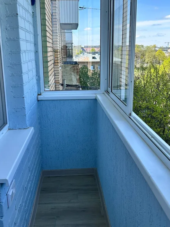 Современная двухкомнатная в центре города