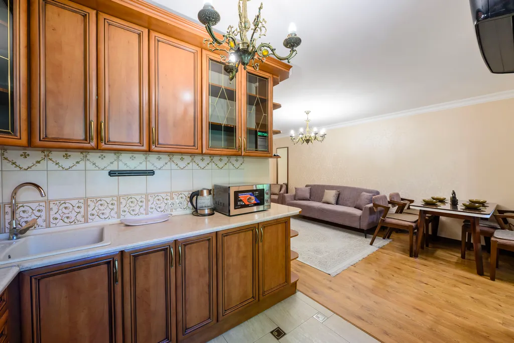 Квартира Просторный апартамент в самом центре у пешеходной улицы — Алматы