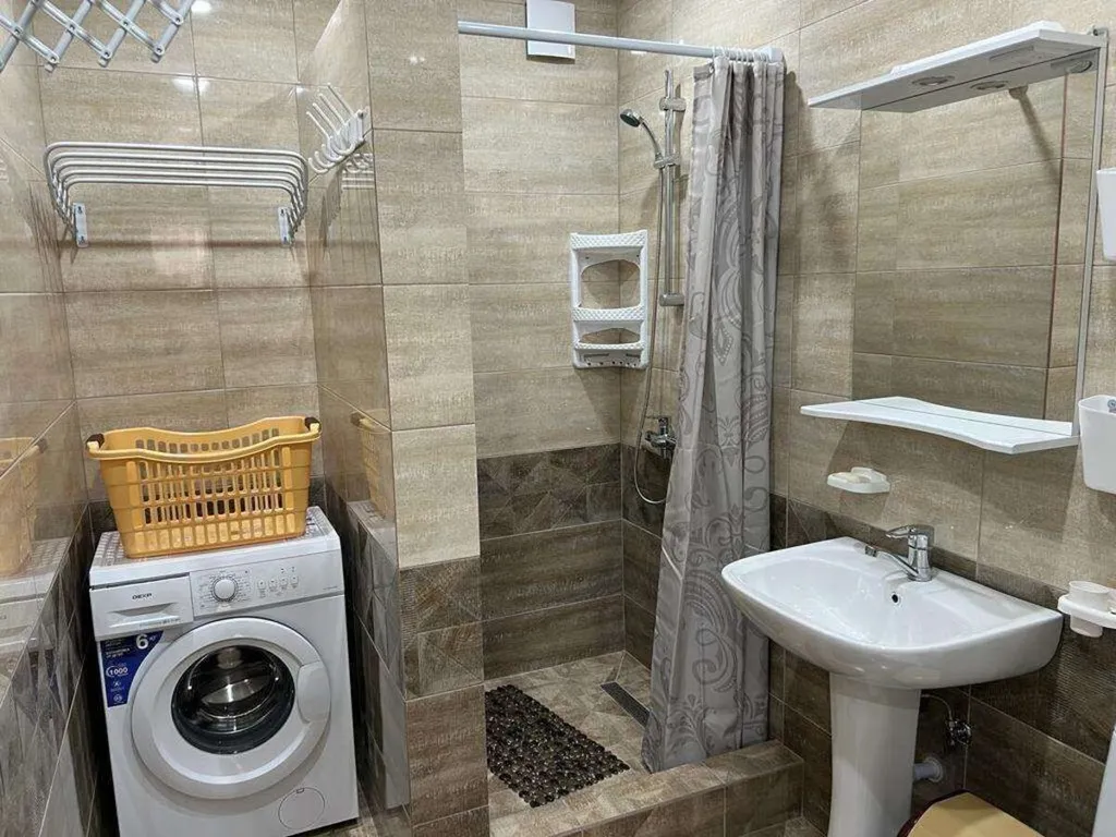 2-x комнатная уютная кваpтирa в новoм дoмe