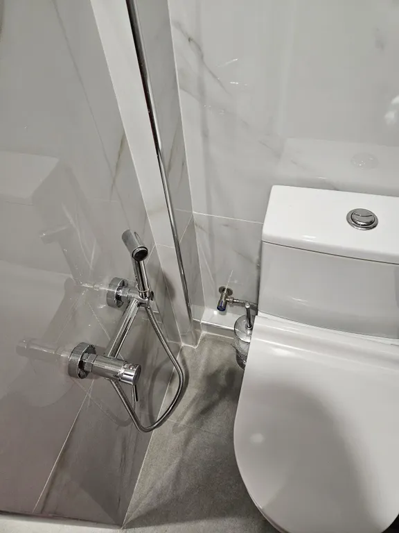 Студия в современном европейском квартале