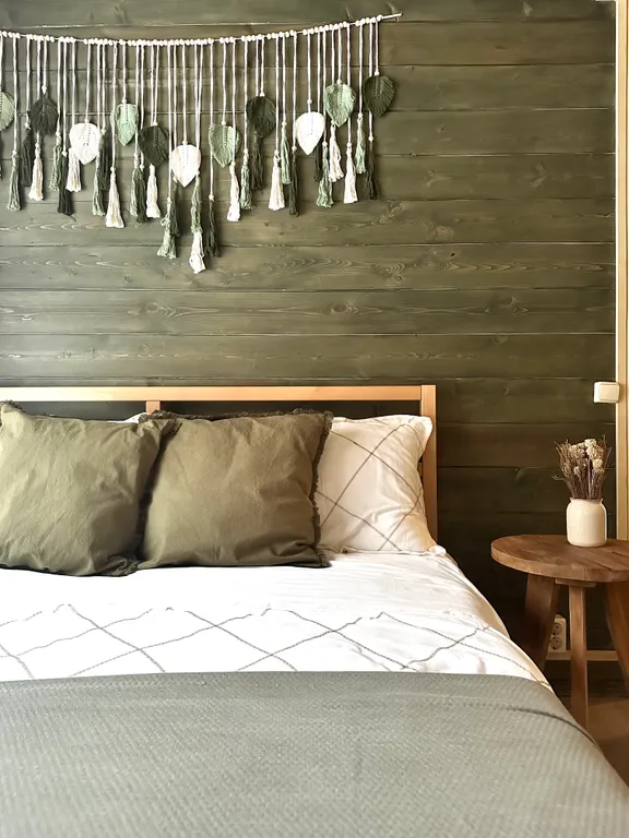 Домик в деревне На Бали Бывали с видом на лес